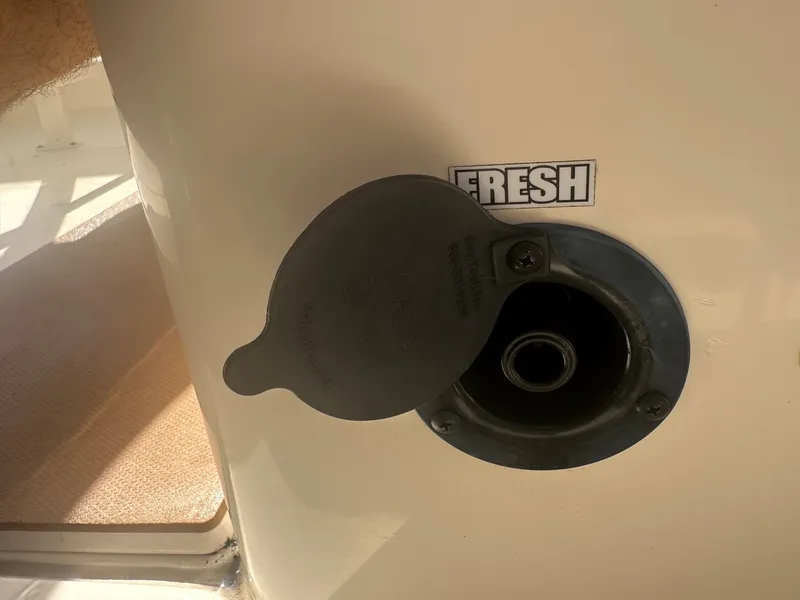 Slide: The Image of Scout 240 XSF 2023 - 28