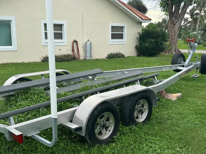 Slide: The Image of Scout 240 XSF 2023 - 39