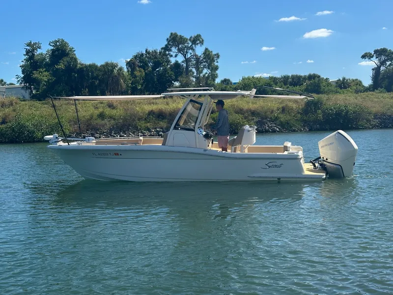 Slide: The Image of Scout 240 XSF 2023 - 6