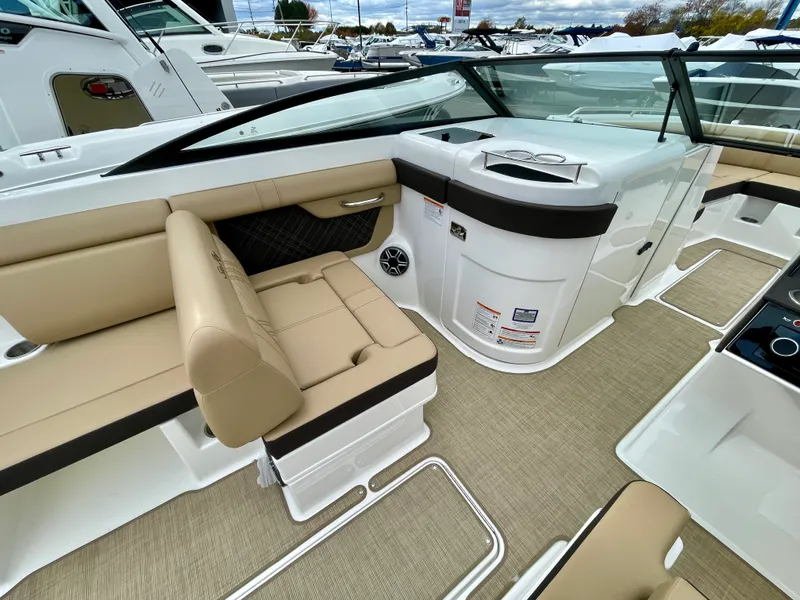 Slide: The Image of Sea Ray SDX 290 Outboard 2026 - 10