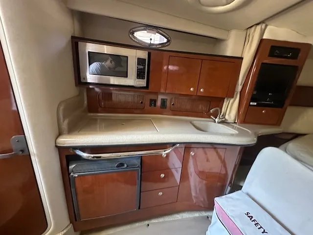 Slide: The Image of Sea Ray 320 SUNDANCER 2007 - 8