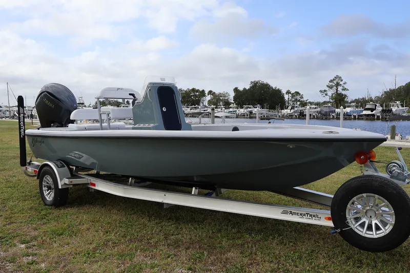 Slide: The Image of Yellowfin 21 BAY 2026 - 0