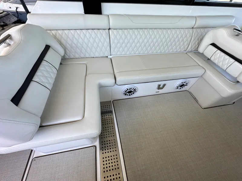 Slide: The Image of Regal 36 Grande Coupe 2022 - 13