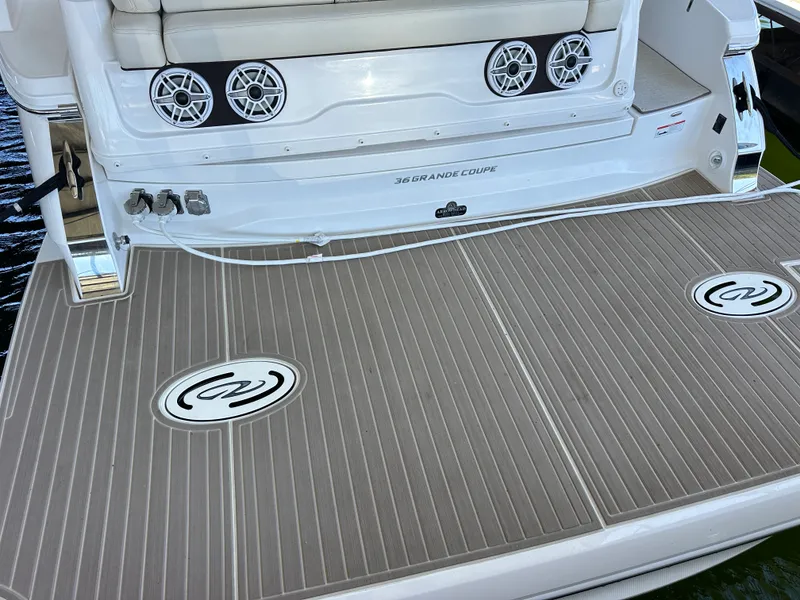 Slide: The Image of Regal 36 Grande Coupe 2022 - 6