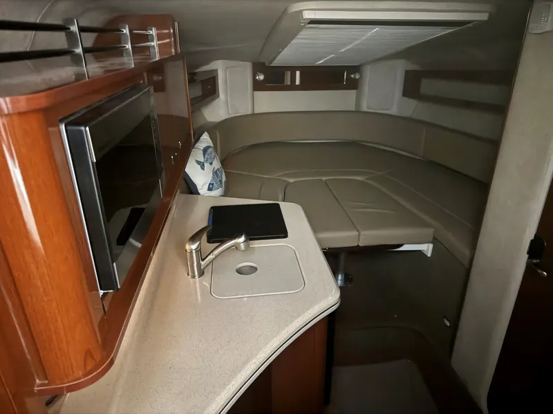 Slide: The Image of Sea Ray 280 SUNDANCER 2012 - 14