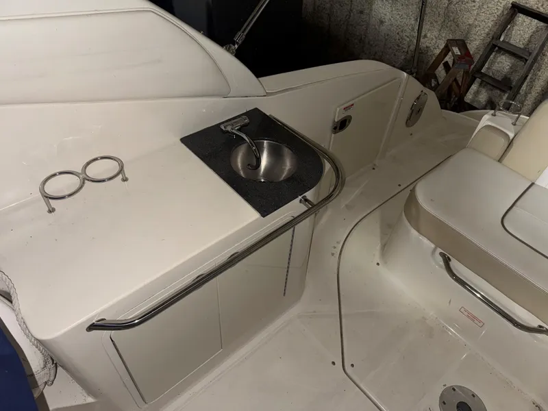 Slide: The Image of Sea Ray 280 SUNDANCER 2012 - 7