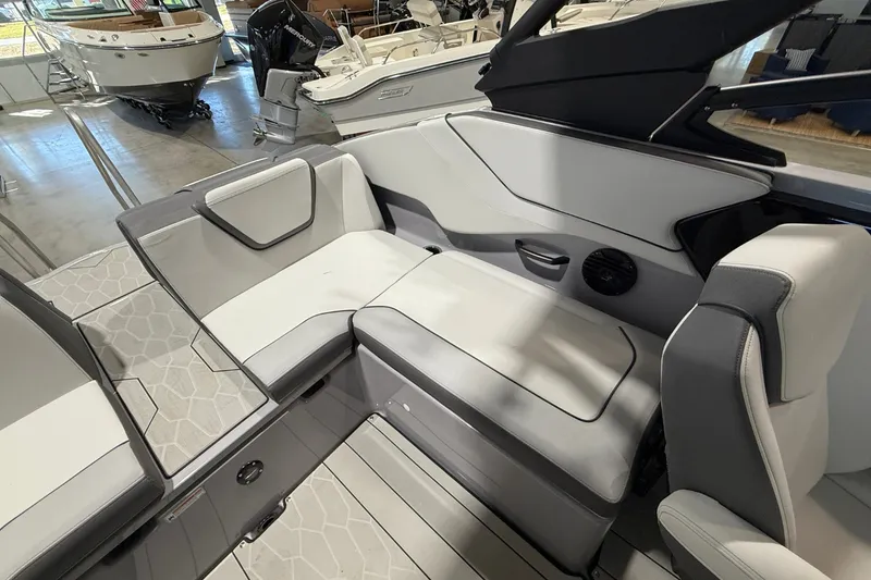 Slide: The Image of Yamaha 252XE 2026 - 15