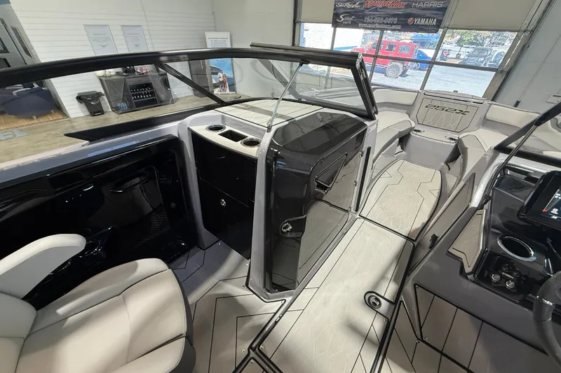 Slide: The Image of Yamaha 252XE 2026 - 21