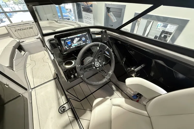 Slide: The Image of Yamaha 252XE 2026 - 25