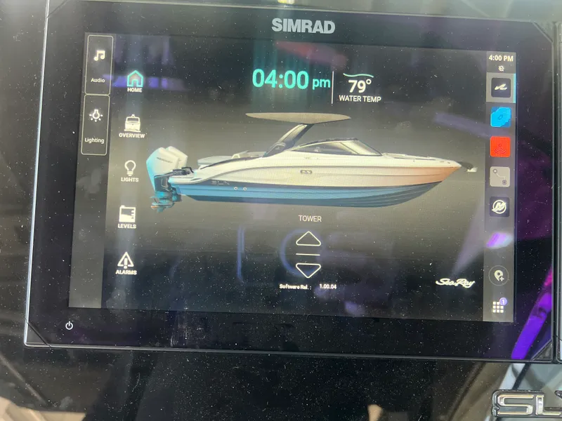 Slide: The Image of Sea Ray 280 SLX OB 2024 - 19