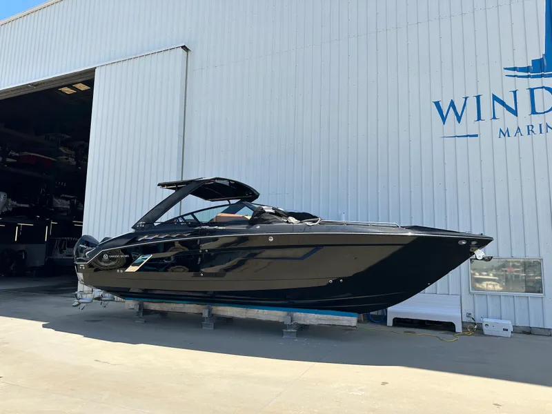 Slide: The Image of Cruisers Yachts 338 SS OB 2022 - 2