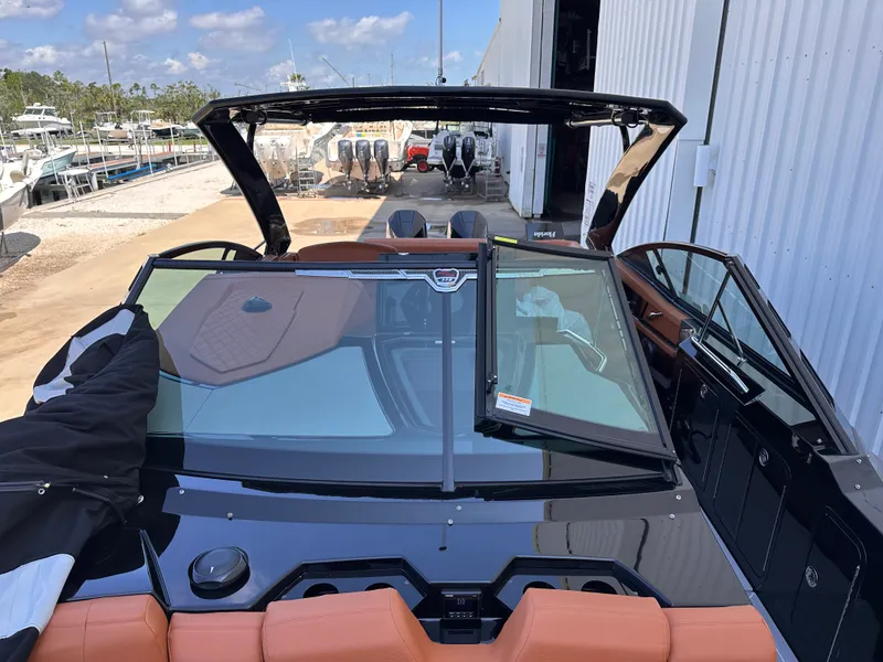 Slide: The Image of Cruisers Yachts 338 SS OB 2022 - 27