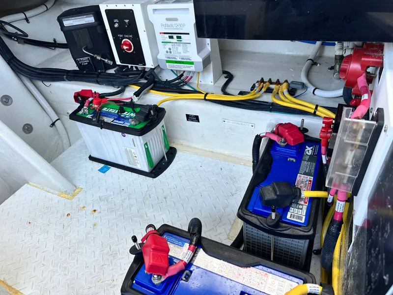 Slide: The Image of Cruisers Yachts 338 SS OB 2022 - 37