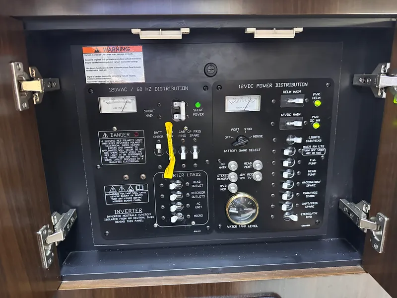 Slide: The Image of Cruisers Yachts 338 SS OB 2022 - 39