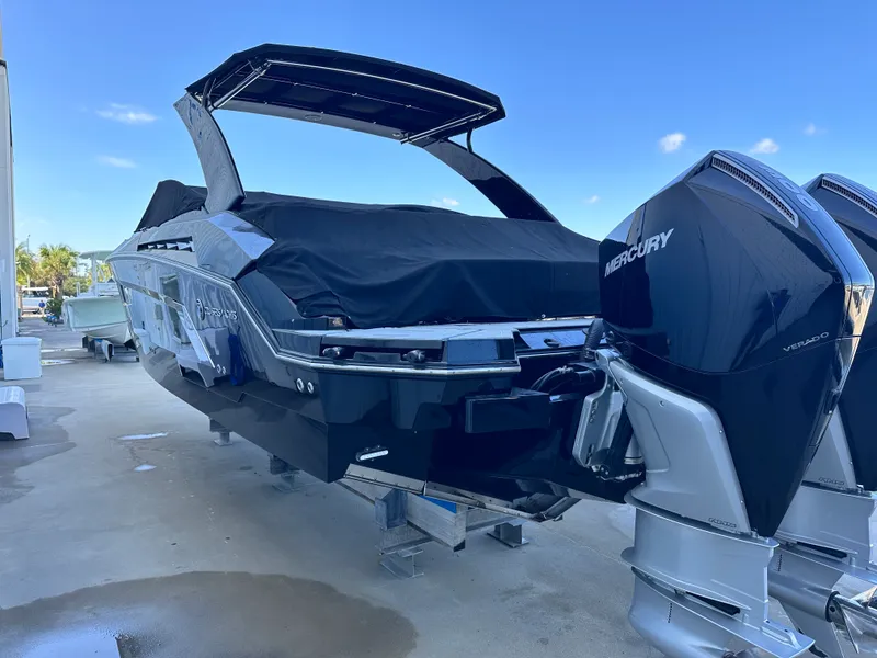 Slide: The Image of Cruisers Yachts 338 SS OB 2022 - 4