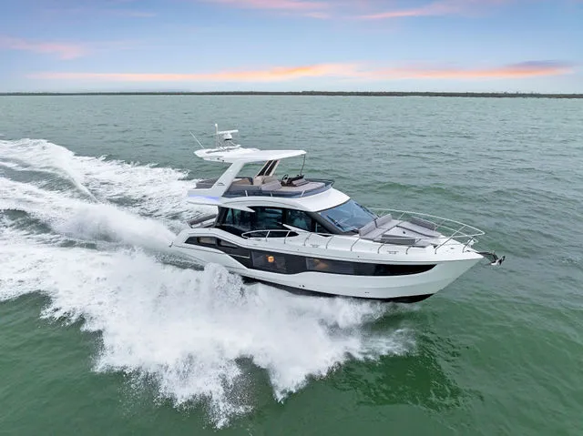 Slide: The Image of Galeon 500 FLY 2018 - 100