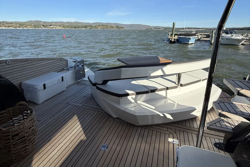 Slide: The Image of Galeon 500 FLY 2018 - 19