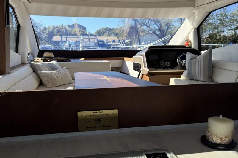 Slide: The Image of Galeon 500 FLY 2018 - 41