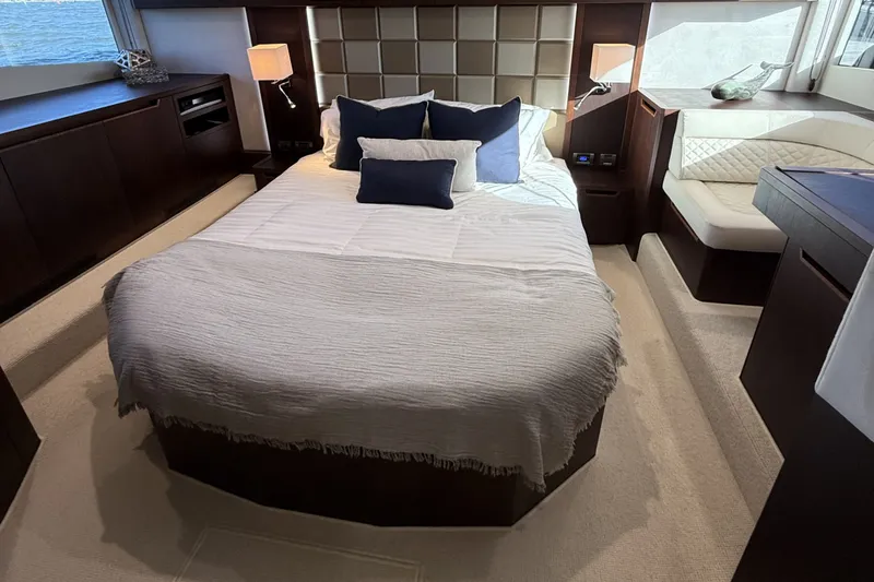 Slide: The Image of Galeon 500 FLY 2018 - 47