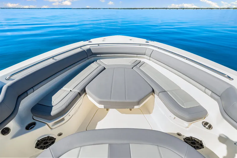 Slide: The Image of Boston Whaler 380 Outrage 2026 - 37