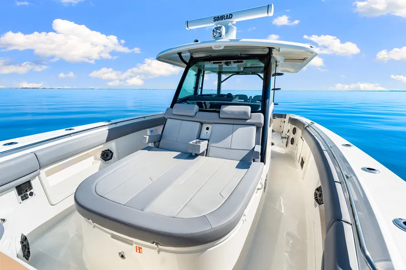 Slide: The Image of Boston Whaler 380 Outrage 2026 - 41