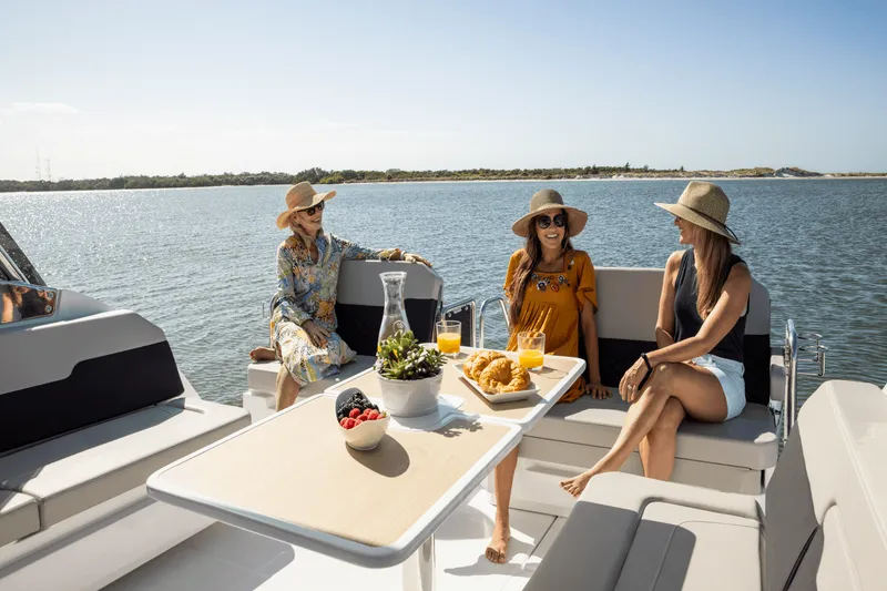 Slide: The Image of Aquila 32 Sport 2023 - 14