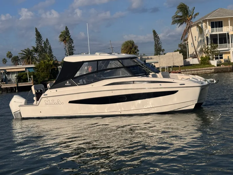 Slide: The Image of Aquila 32 Sport 2023 - 33