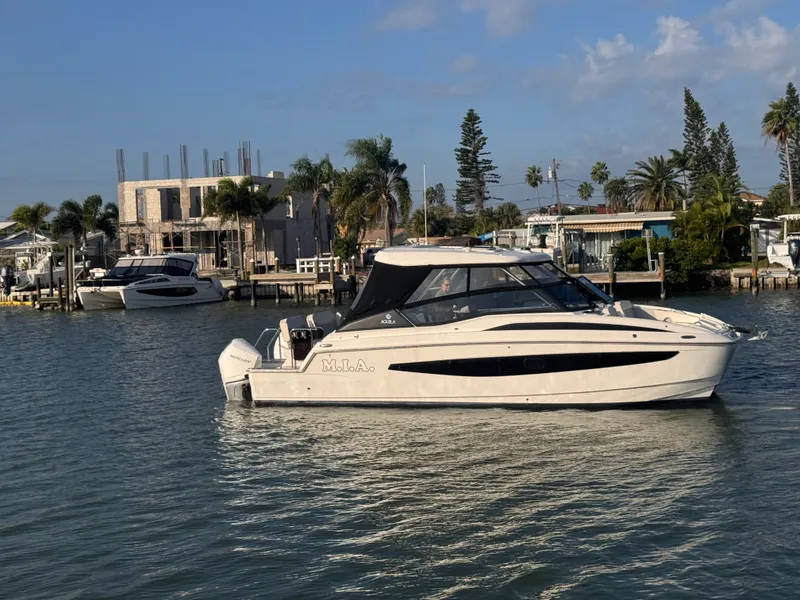 Slide: The Image of Aquila 32 Sport 2023 - 34