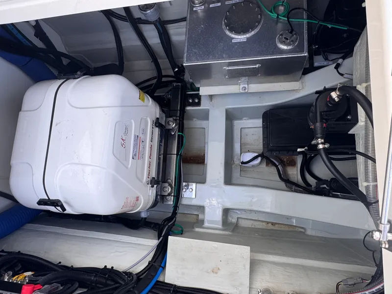 Slide: The Image of Aquila 32 Sport 2023 - 46