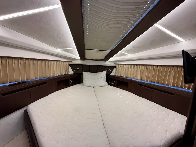 Slide: The Image of Galeon 425 HTS 2024 - 49