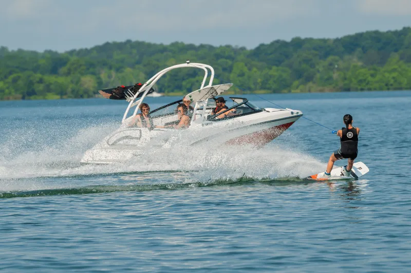 Slide: The Image of Yamaha AR195 2026 - 7