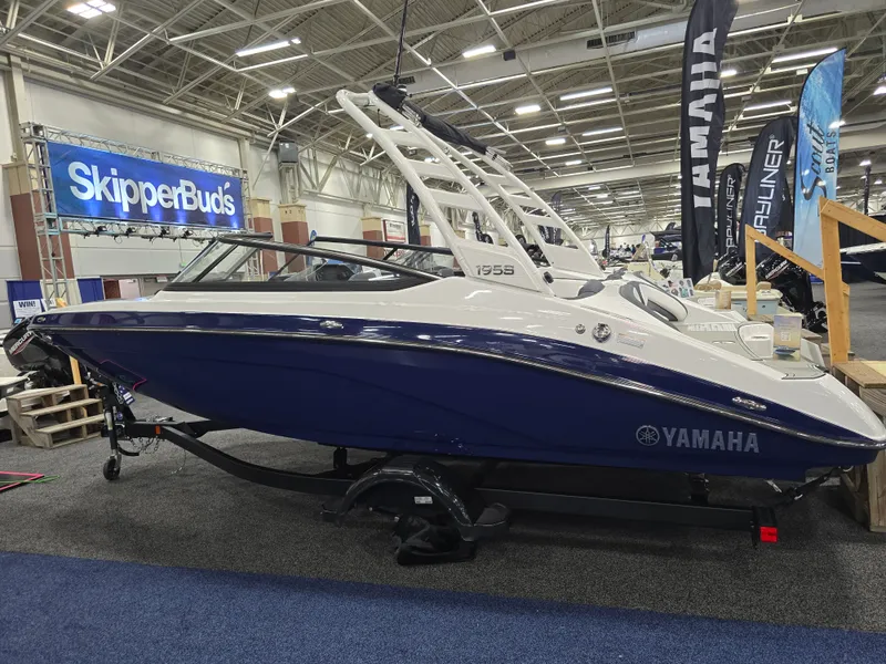 Slide: The Image of Yamaha 195S 2026 - 1