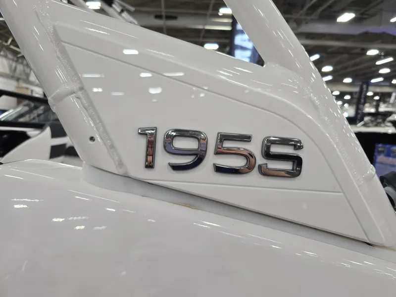 Slide: The Image of Yamaha 195S 2026 - 7