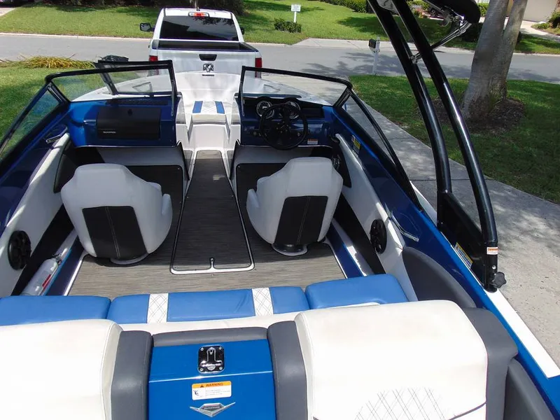 Slide: The Image of Glastron GTS 187 2018 - 12734227