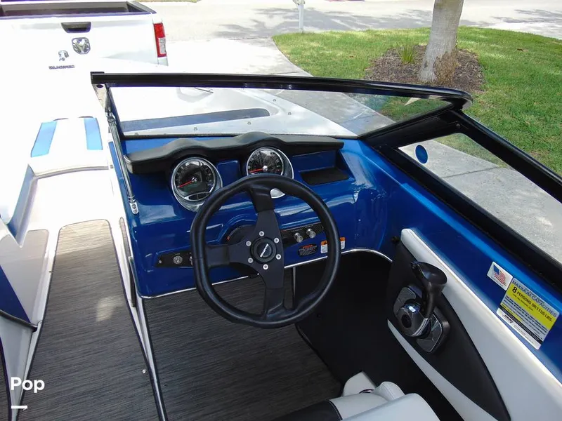 Slide: The Image of Glastron GTS 187 2018 - 12734247