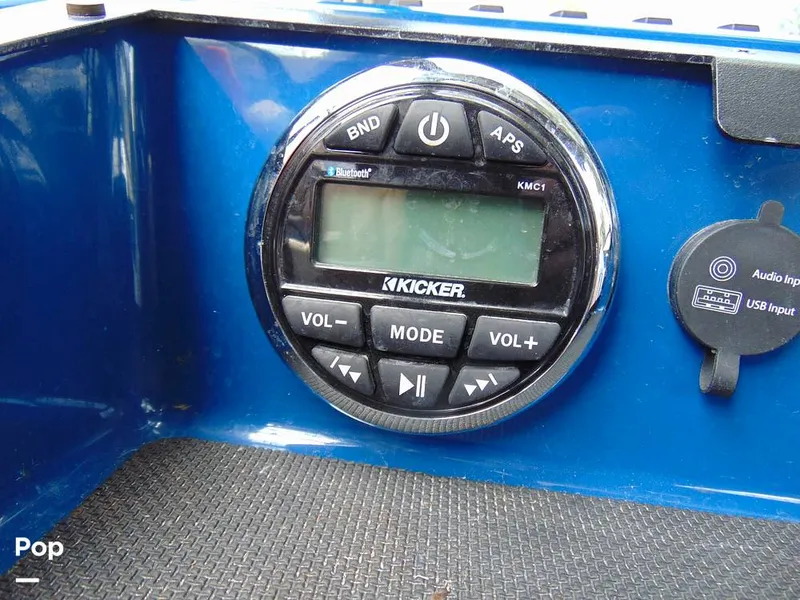 Slide: The Image of Glastron GTS 187 2018 - 12734265