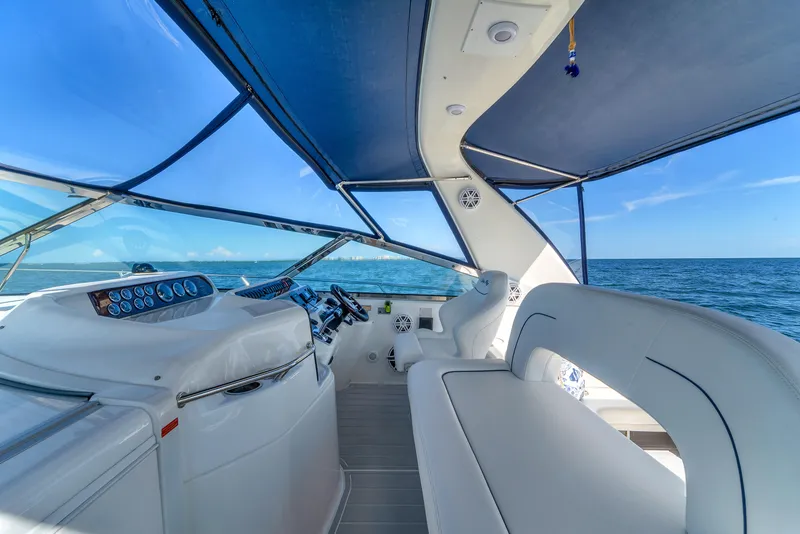 Slide: The Image of Sea Ray Sundancer 400 1997 - 25