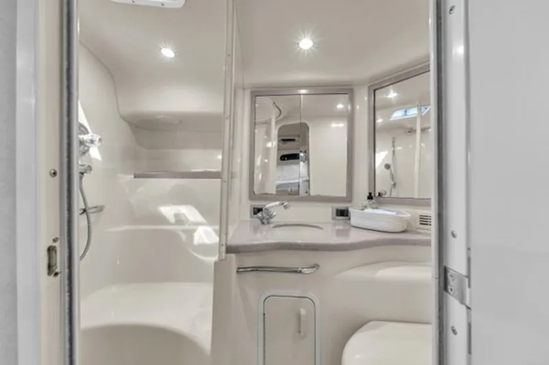 Slide: The Image of Sea Ray Sundancer 400 1997 - 45