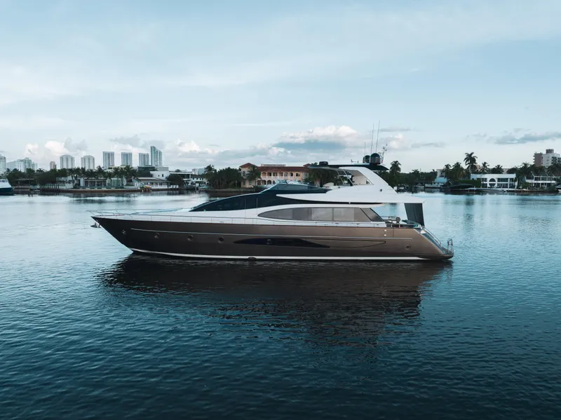 Slide: The Image of Riva 75' Venere 2012 - 4