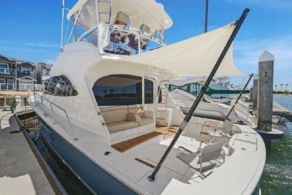 The Image of Viking 46 Convertible 2014 - 4