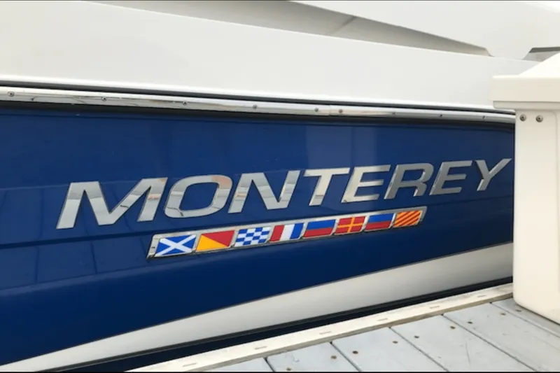 Slide: The Image of Monterey 335 SPORT YACHT 2021 - 53