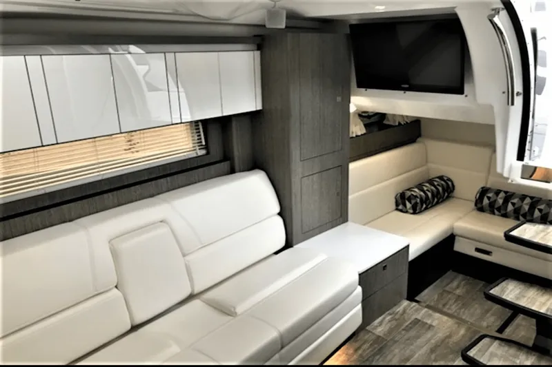 Slide: The Image of Monterey 335 SPORT YACHT 2021 - 55