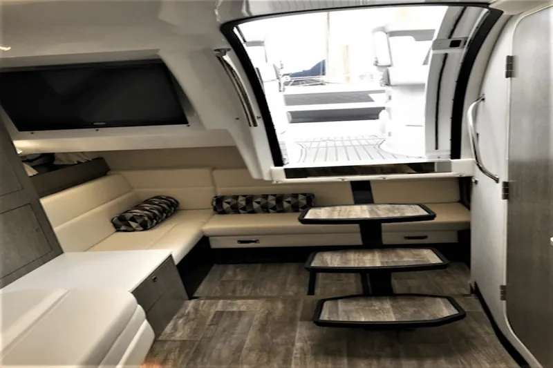 Slide: The Image of Monterey 335 SPORT YACHT 2021 - 56