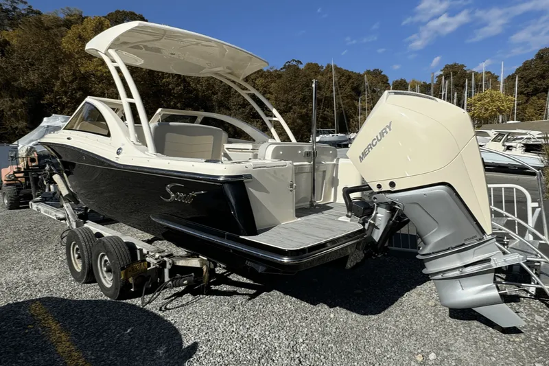 Slide: The Image of Scout 240 Dorado 2025 - 4