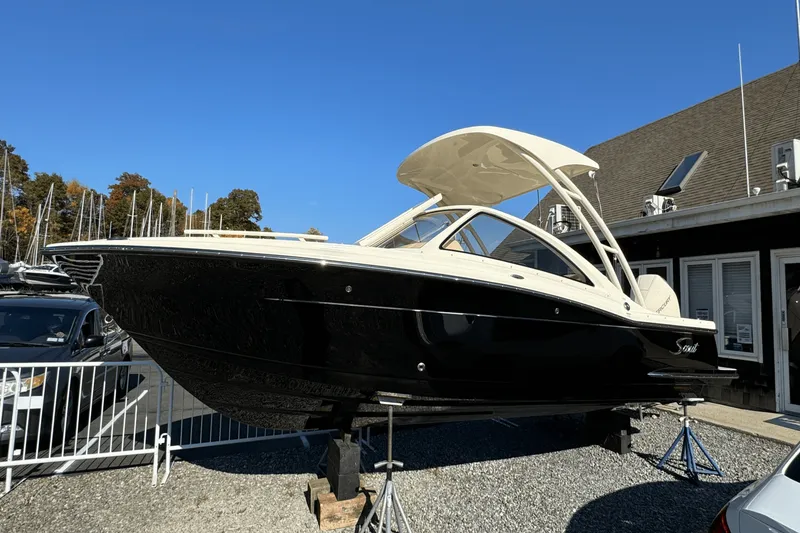 Slide: The Image of Scout 240 Dorado 2025 - 56