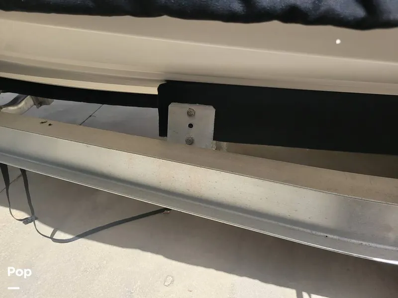 Slide: The Image of Robalo R222 2017 - 12741918