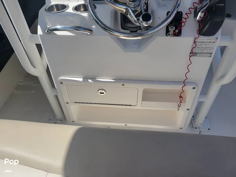 Slide: The Image of Robalo R222 2017 - 12741938