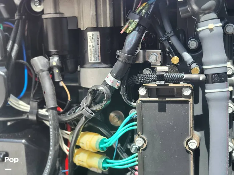 Slide: The Image of Robalo R222 2017 - 12741964