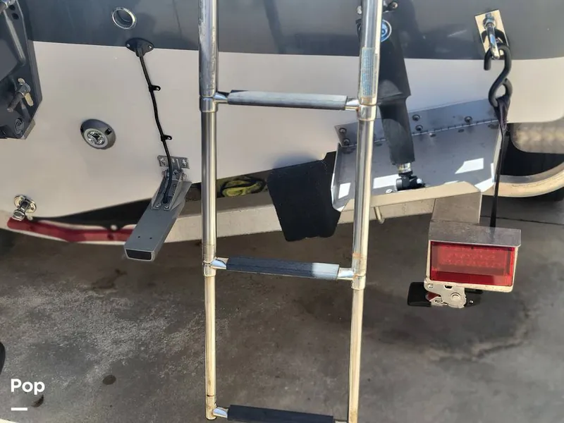 Slide: The Image of Robalo R222 2017 - 12741971