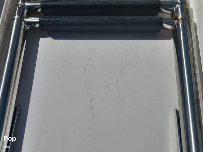 Slide: The Image of Robalo R222 2017 - 12741972